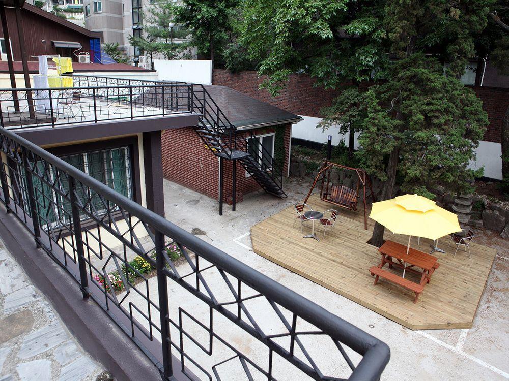 24 Guesthouse Namsan Garden Seoul Exterior photo
