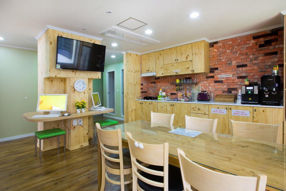 24 Guesthouse Namsan Garden Seoul Exterior photo