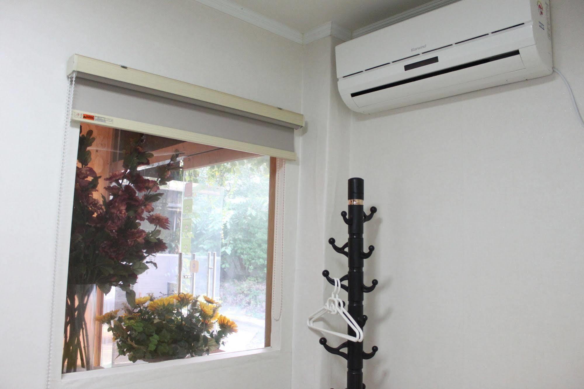 24 Guesthouse Namsan Garden Seoul Exterior photo